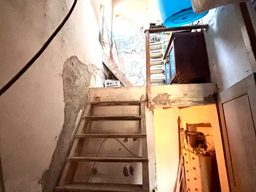 Immagine 19 di Appartamento in vendita  a Chianni