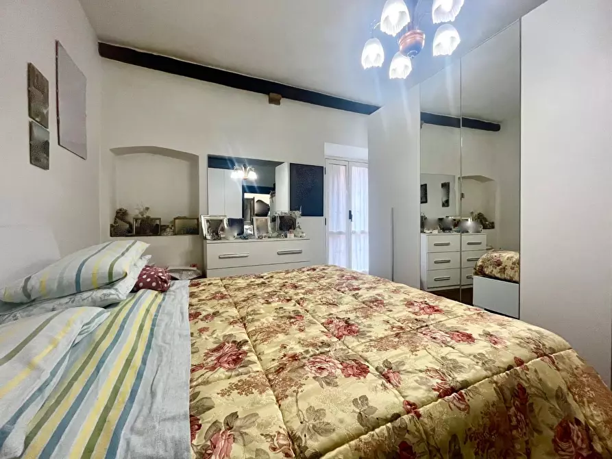 Immagine 11 di Appartamento in vendita  a Asciano