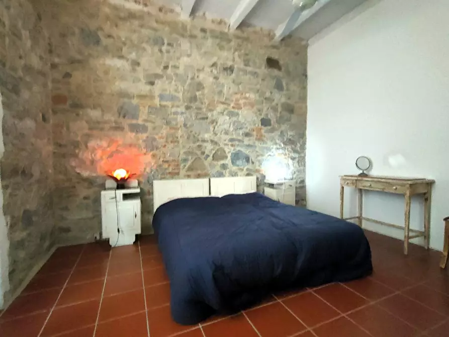 Immagine 27 di Villa in vendita  a Capannori