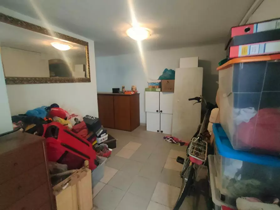 Immagine 7 di Appartamento in vendita  a Carrara