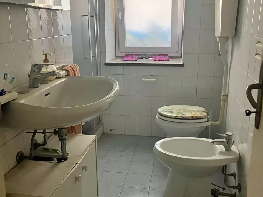 Immagine 9 di Appartamento in vendita  a Carrara