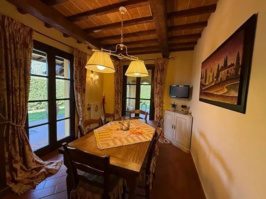 Immagine 24 di Casa colonica in vendita  a Fucecchio