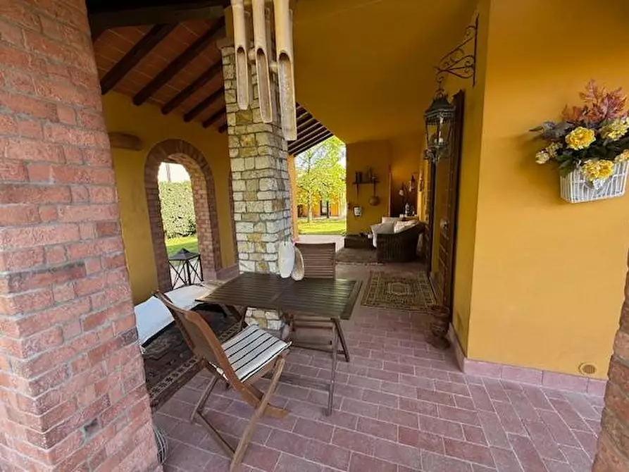 Immagine 12 di Casa colonica in vendita  a Fucecchio