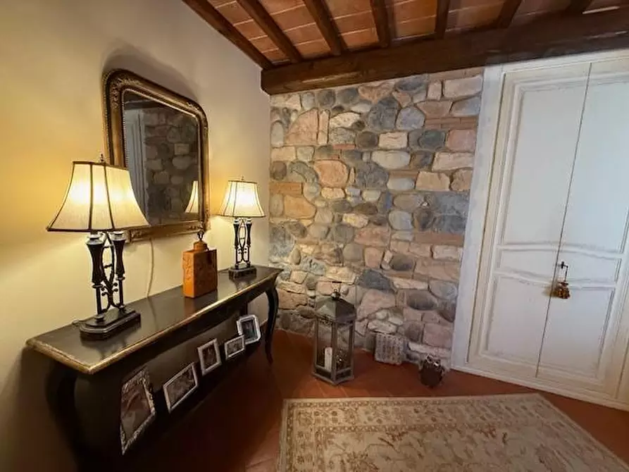 Immagine 15 di Casa colonica in vendita  a Fucecchio