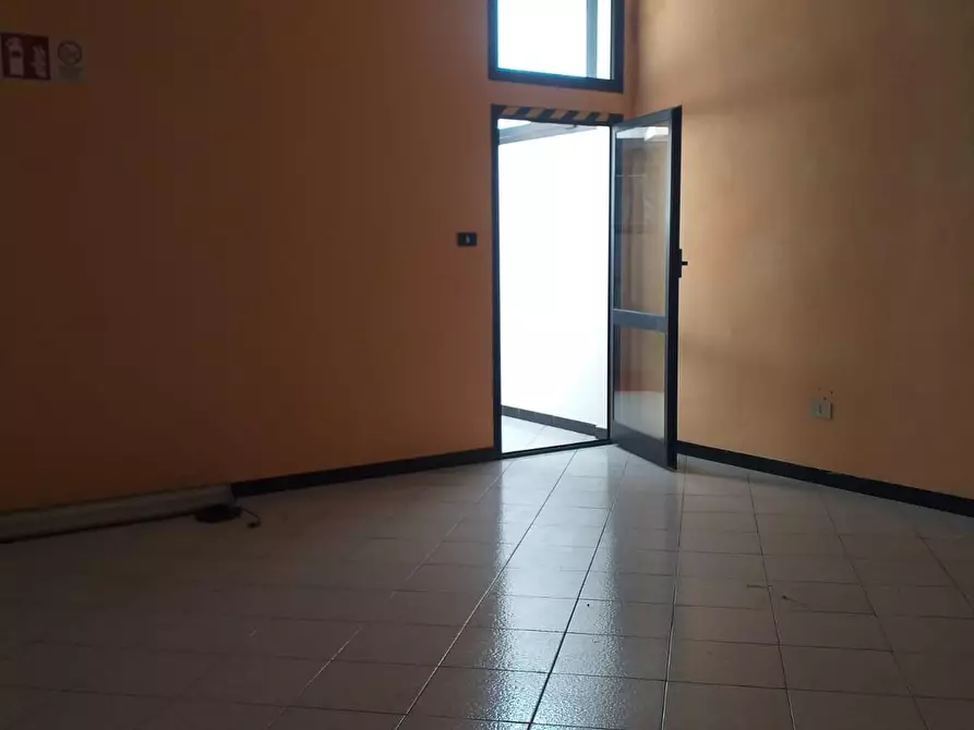 Immagine 3 di Ufficio in affitto  a Poggio A Caiano