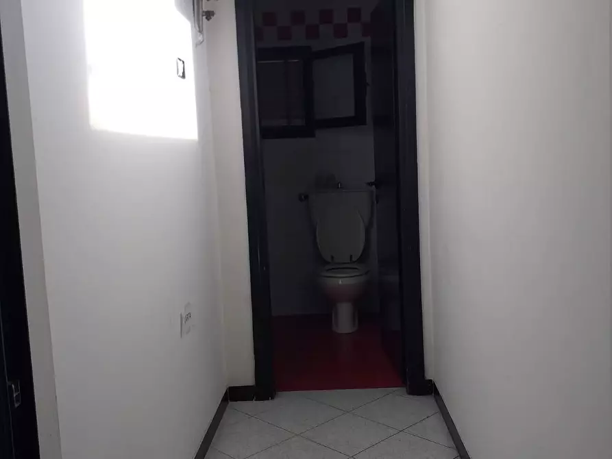 Immagine 1 di Ufficio in affitto  a Poggio A Caiano