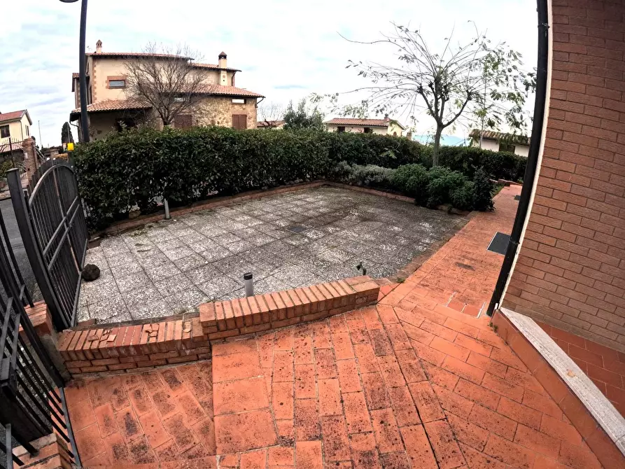 Immagine 20 di Terratetto in vendita  a Casole D'elsa