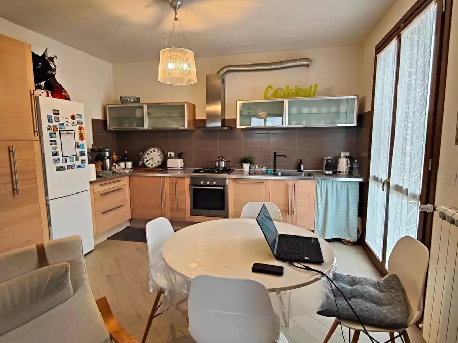 Immagine 3 di Appartamento in vendita  a San Giuliano Terme