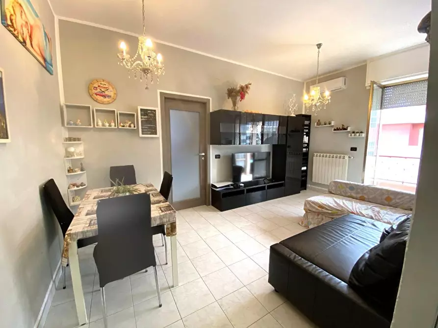 Immagine 1 di Appartamento in vendita  a Carrara