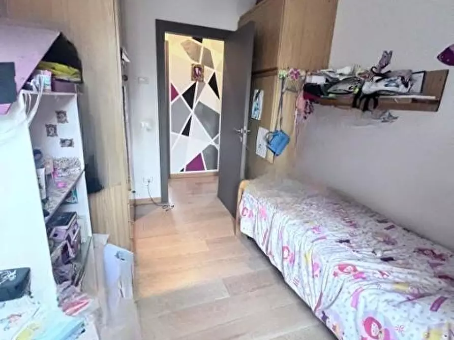 Immagine 19 di Appartamento in vendita  a Colle Di Val D'elsa