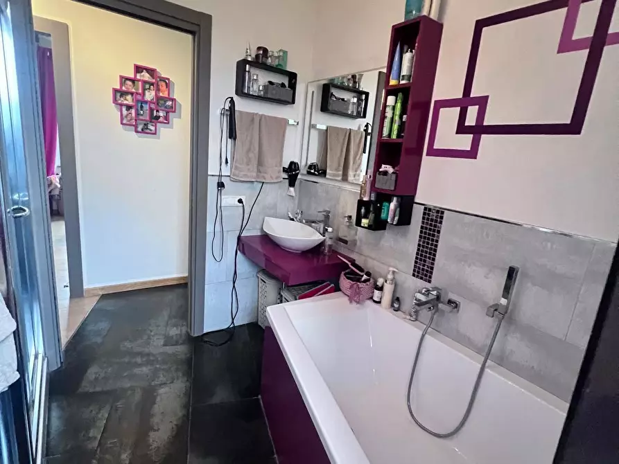 Immagine 26 di Appartamento in vendita  a Colle Di Val D'elsa