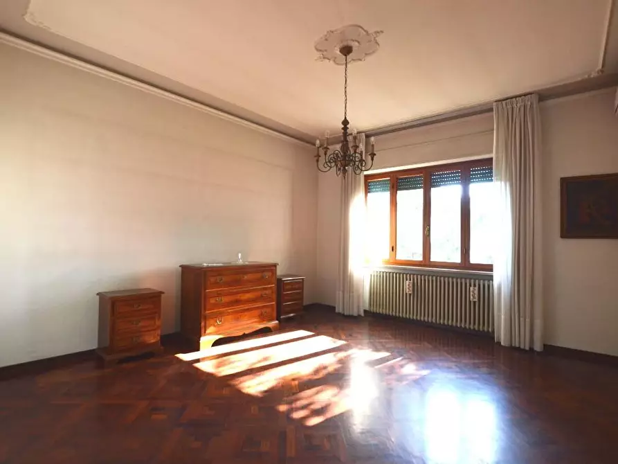 Immagine 20 di Villa in vendita  a Lucca