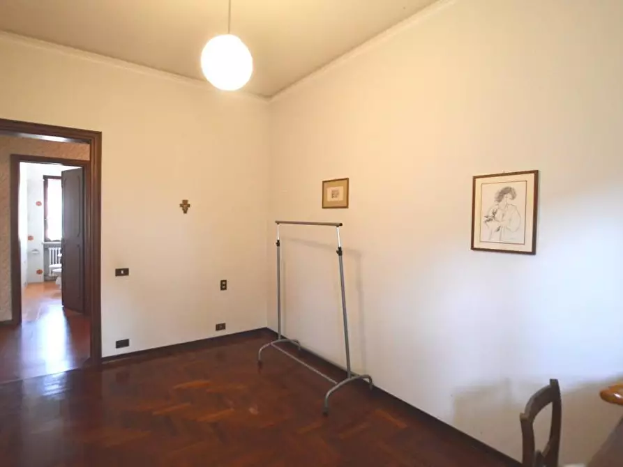 Immagine 19 di Villa in vendita  a Lucca