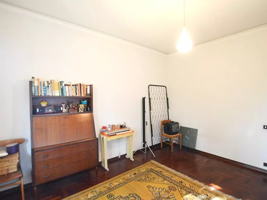 Immagine 16 di Villa in vendita  a Lucca