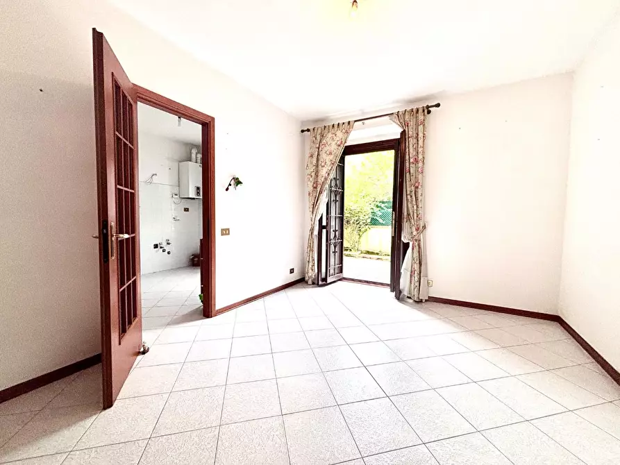 Immagine 18 di Villetta a schiera in vendita  a Calci