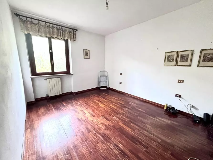 Immagine 25 di Villetta a schiera in vendita  a Calci