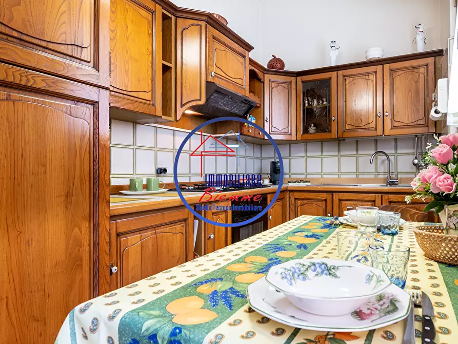 Immagine 19 di Casa semindipendente in vendita  a Viareggio