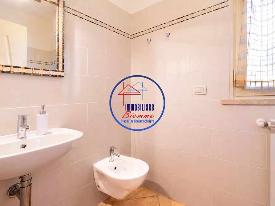 Immagine 13 di Casa semindipendente in vendita  a Viareggio