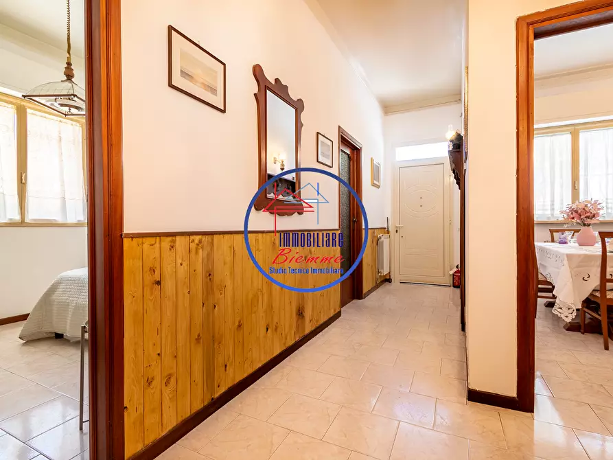 Immagine 21 di Casa semindipendente in vendita  a Viareggio