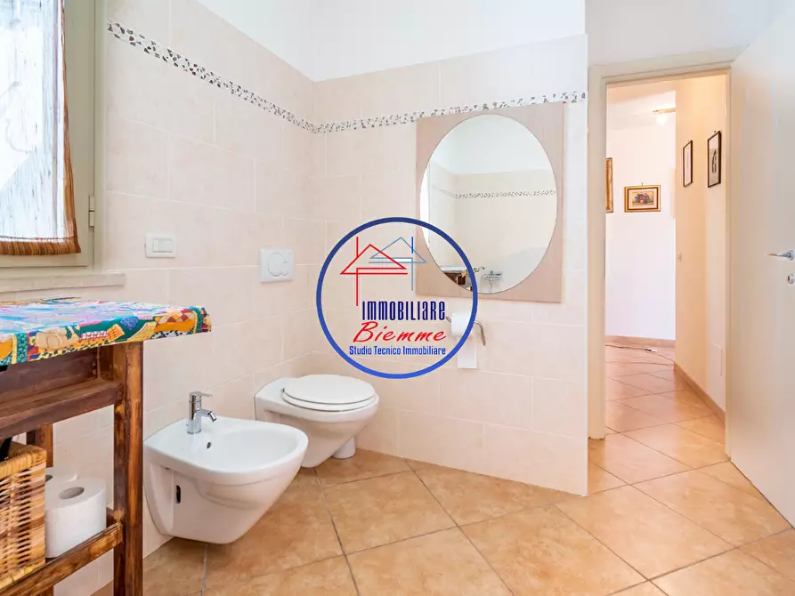 Immagine 12 di Casa semindipendente in vendita  a Viareggio