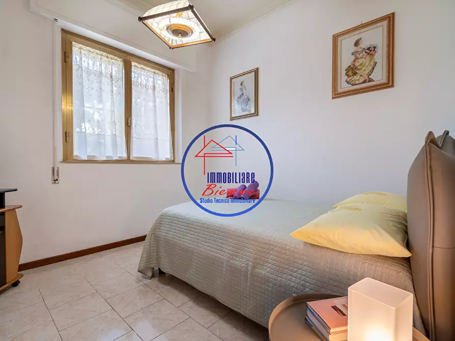 Immagine 24 di Casa semindipendente in vendita  a Viareggio