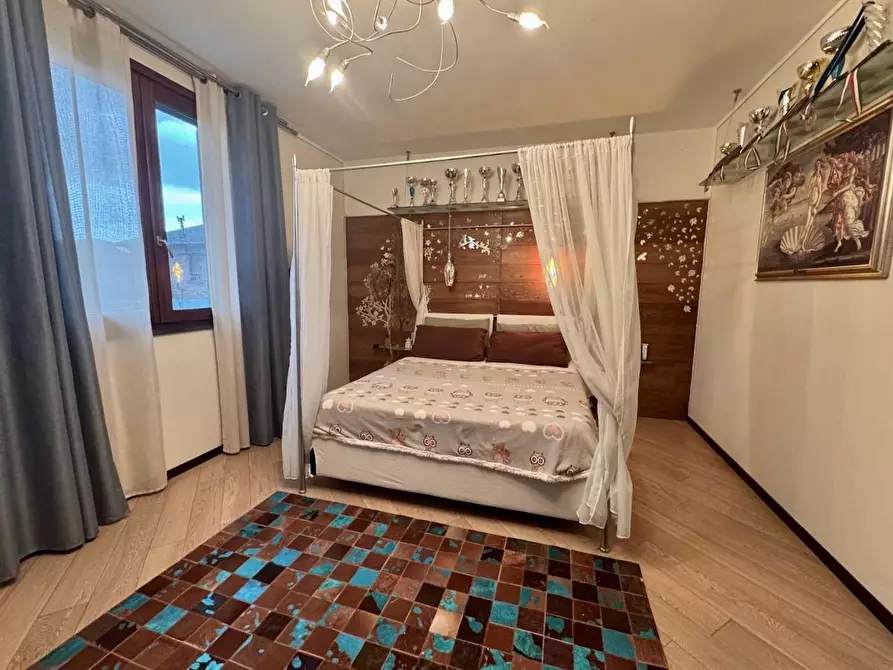 Immagine 46 di Casa bifamiliare in vendita  a San Giuliano Terme