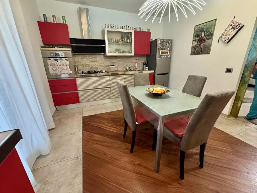 Immagine 23 di Casa bifamiliare in vendita  a San Giuliano Terme