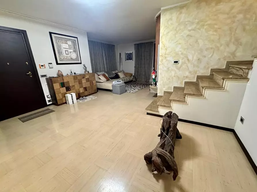 Immagine 18 di Casa bifamiliare in vendita  a San Giuliano Terme