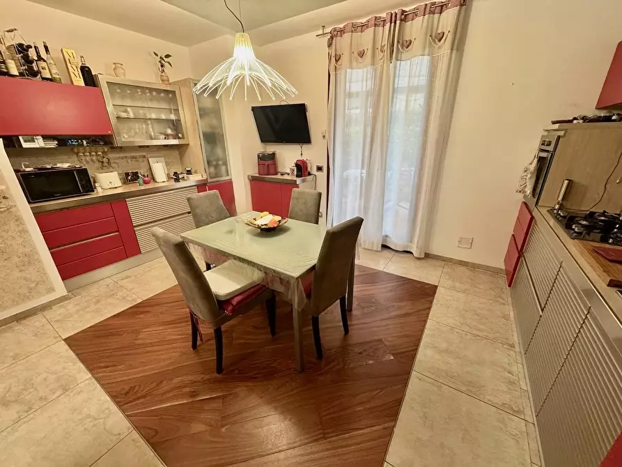 Immagine 30 di Casa bifamiliare in vendita  a San Giuliano Terme