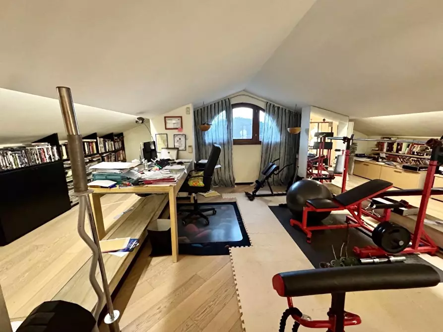 Immagine 58 di Casa bifamiliare in vendita  a San Giuliano Terme