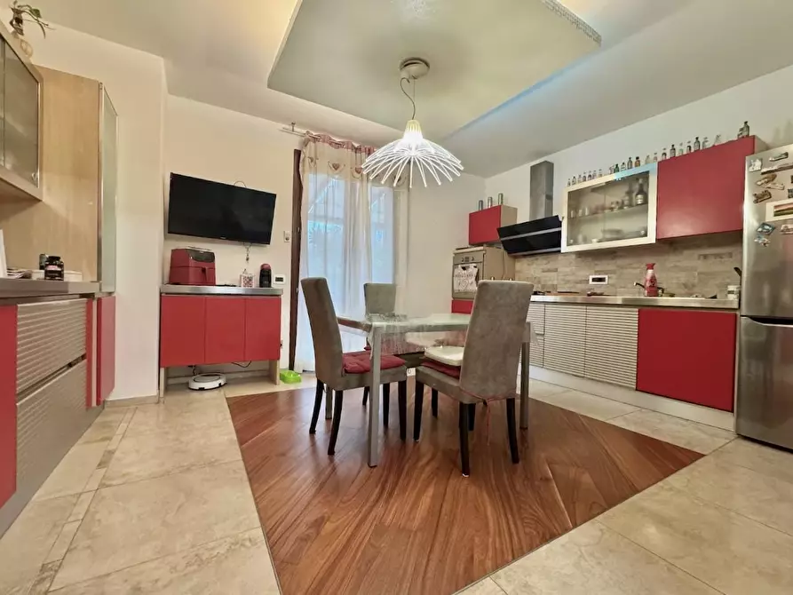 Immagine 20 di Casa bifamiliare in vendita  a San Giuliano Terme