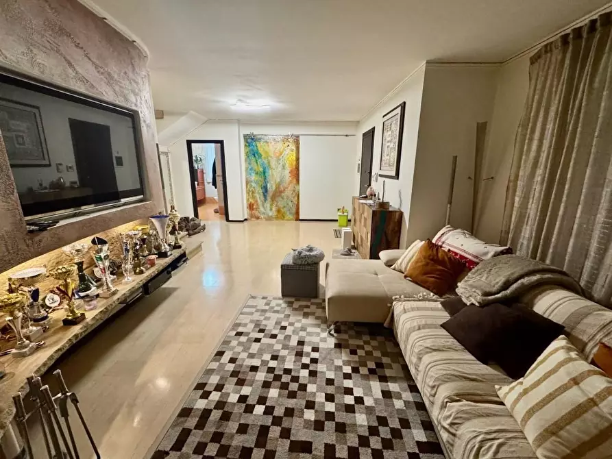 Immagine 13 di Casa bifamiliare in vendita  a San Giuliano Terme