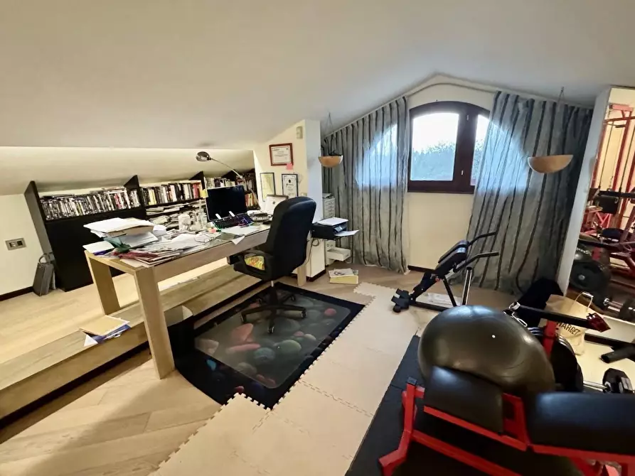 Immagine 62 di Casa bifamiliare in vendita  a San Giuliano Terme