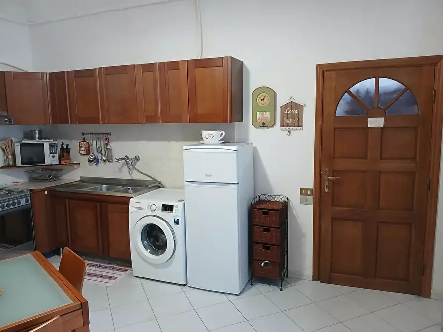 Immagine 8 di Appartamento in affitto  a Pisa