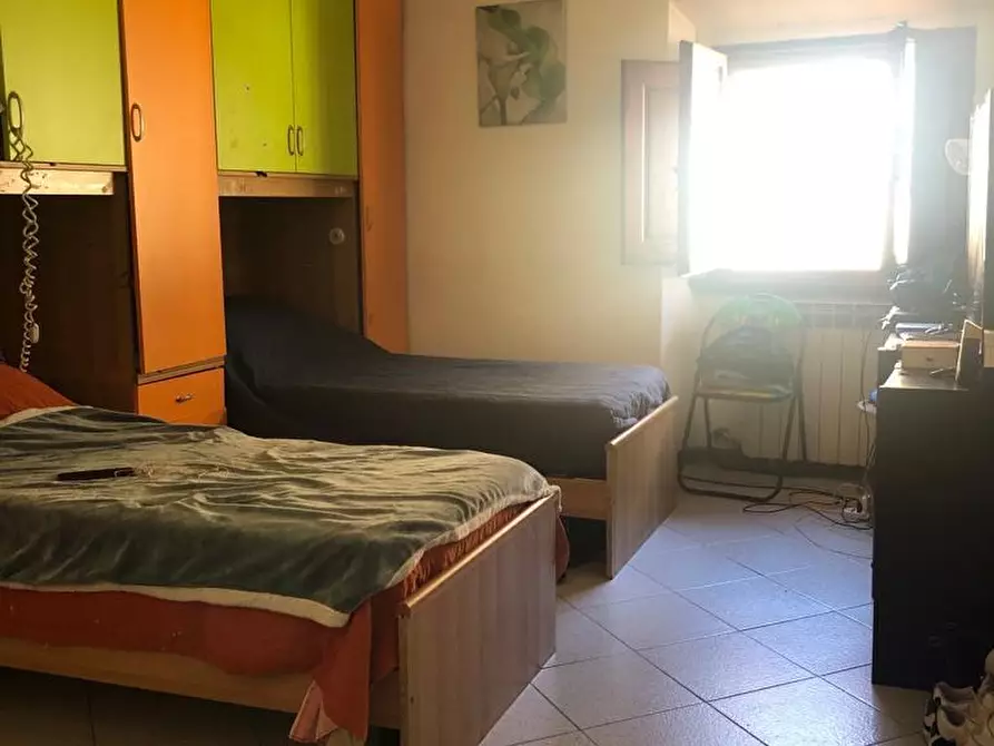 Immagine 12 di Appartamento in vendita  a Poggibonsi