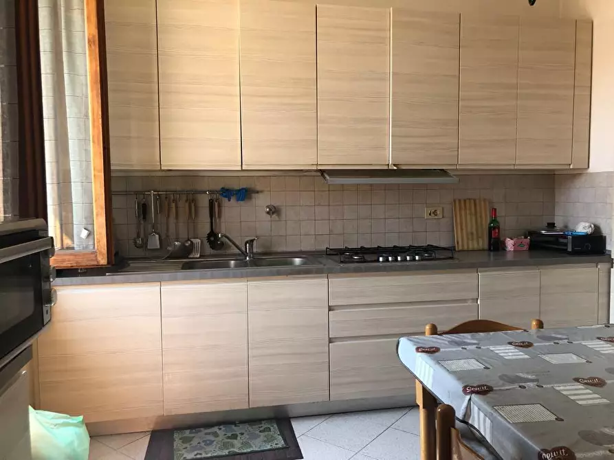 Immagine 5 di Appartamento in vendita  a Poggibonsi