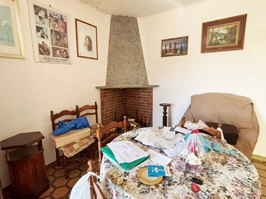 Immagine 12 di Casa colonica in vendita  a Vicopisano