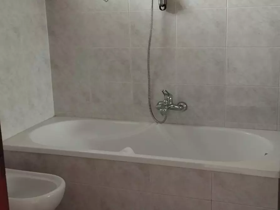 Immagine 9 di Appartamento in vendita  a Cascina