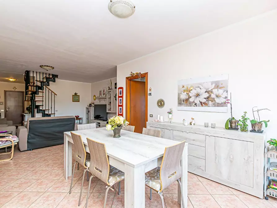 Immagine 10 di Appartamento in vendita  a Ponsacco