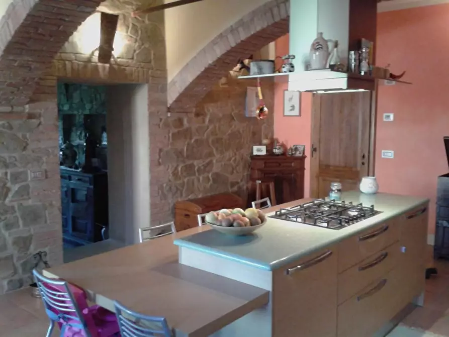 Immagine 5 di Casa semindipendente in vendita  a Castelnuovo Berardenga