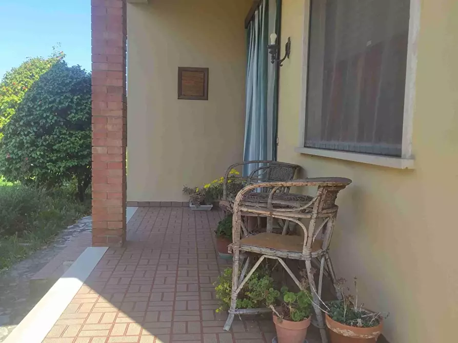 Immagine 3 di Villa in vendita  a Ponte Buggianese