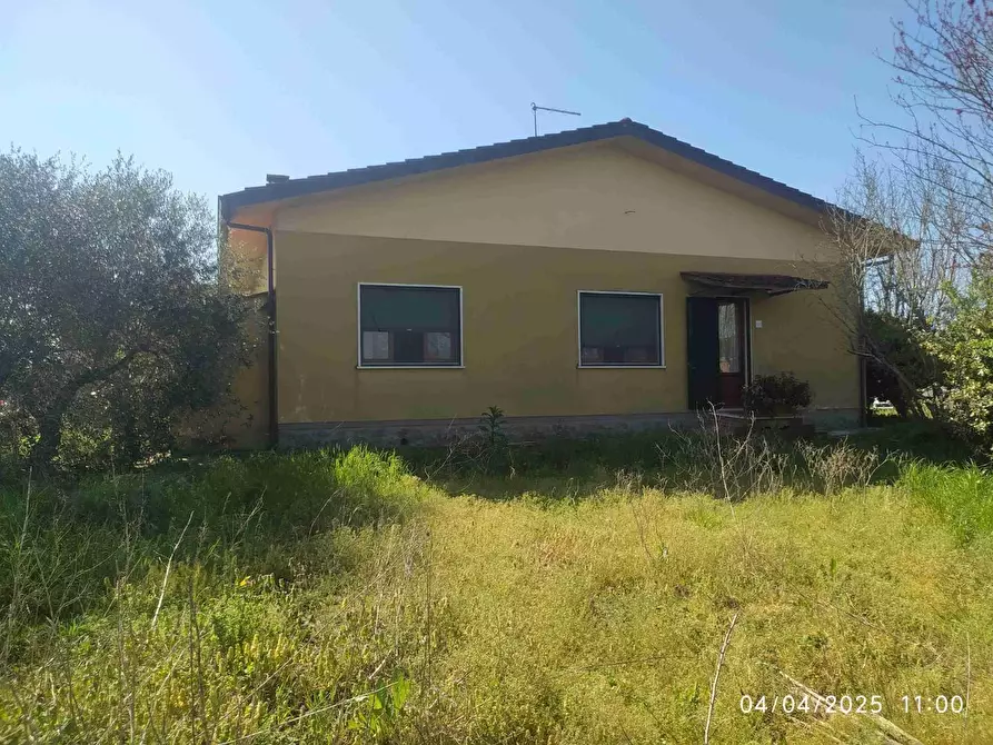 Immagine 6 di Villa in vendita  a Ponte Buggianese