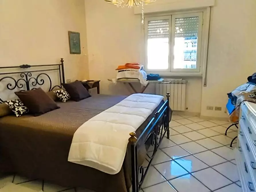 Immagine 14 di Appartamento in vendita  a Carrara