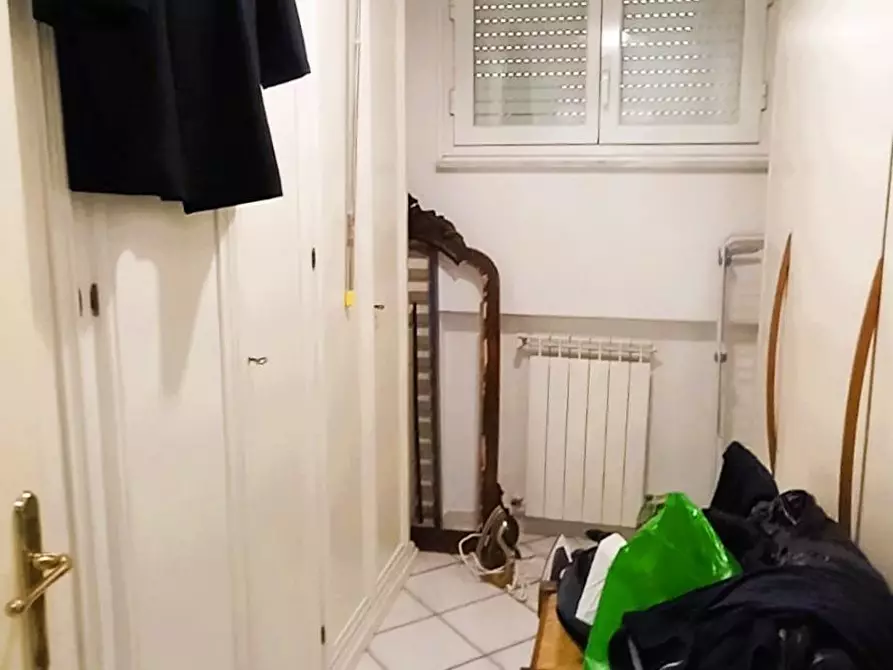 Immagine 18 di Appartamento in vendita  a Carrara