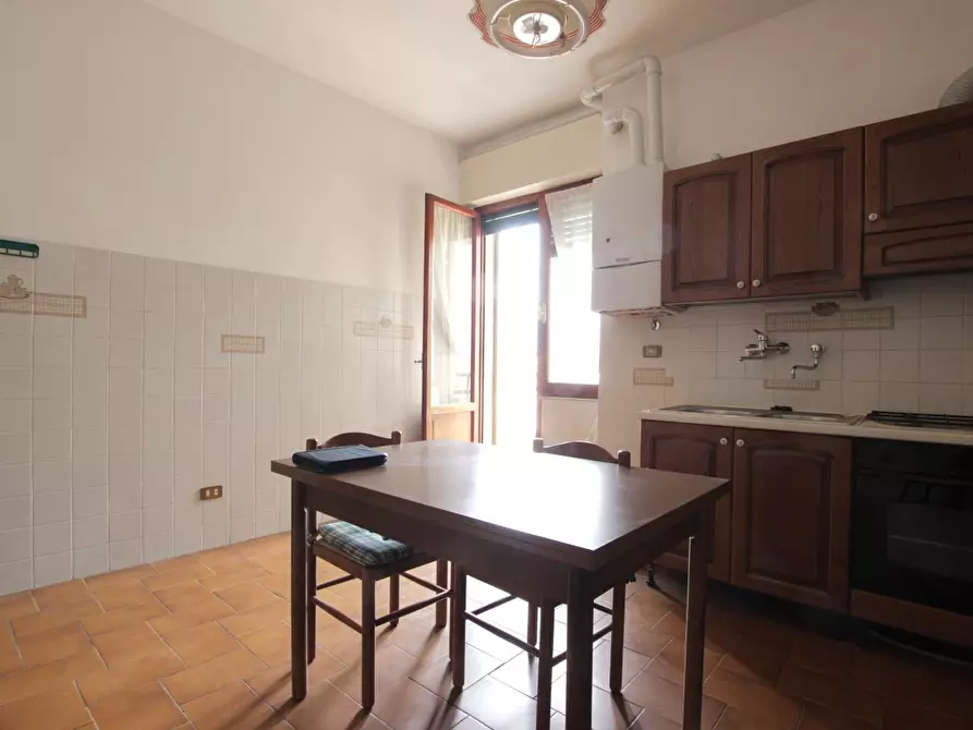 Immagine 21 di Appartamento in vendita  a Siena