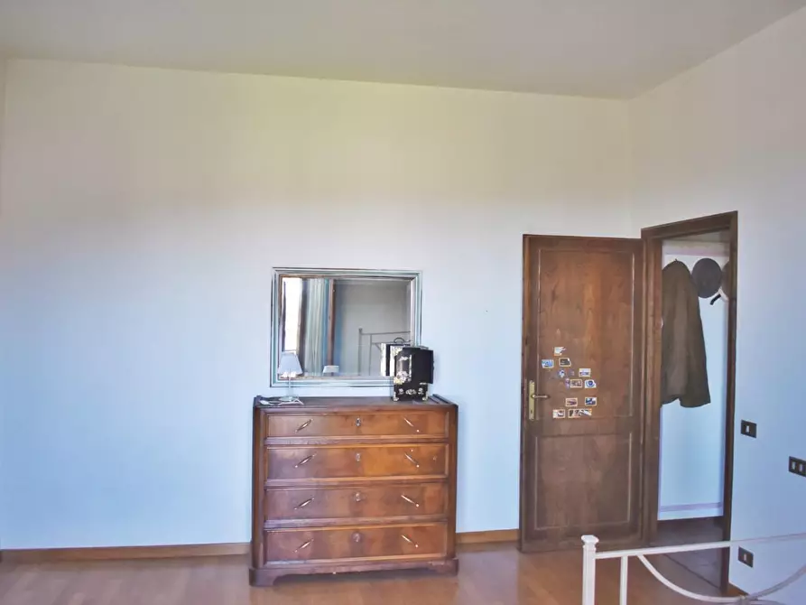 Immagine 17 di Appartamento in vendita  a Montaione