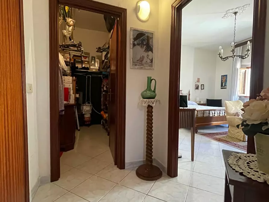 Immagine 4 di Appartamento in vendita  a Poggibonsi