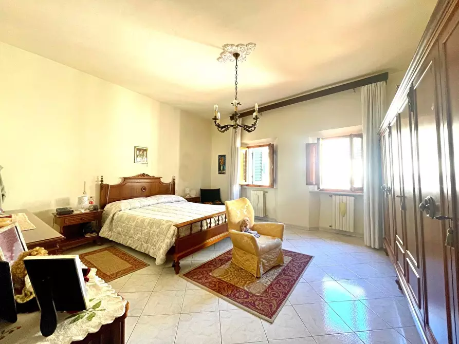 Immagine 6 di Appartamento in vendita  a Poggibonsi