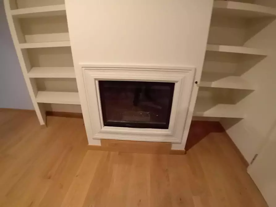 Immagine 14 di Villa in vendita  a Pietrasanta