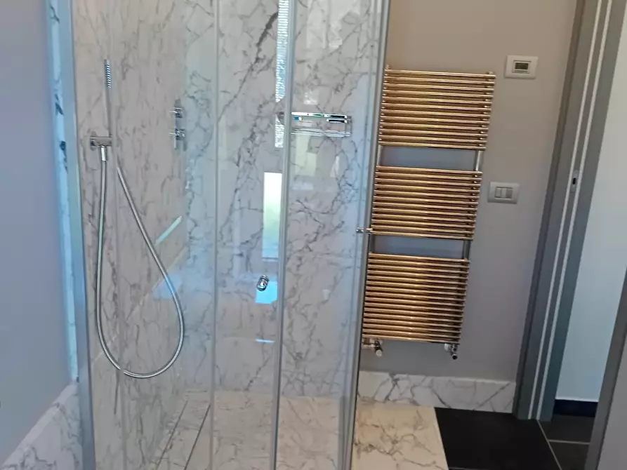 Immagine 40 di Villa in vendita  a Pietrasanta